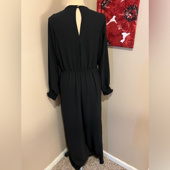 Honeyme Black V Neck Wide Leg Jumpsuit, size Small - Picture 7 of 8